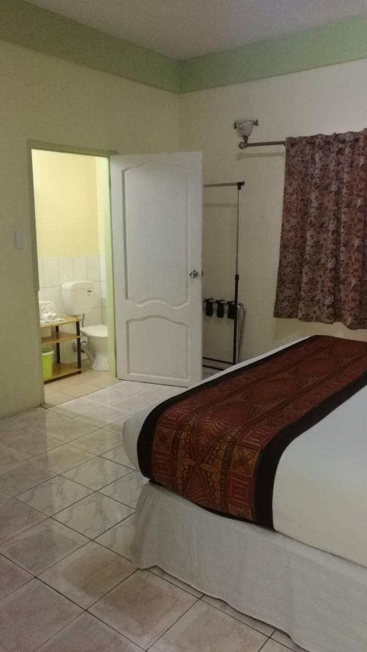 Malau Lodge Нукуалофа Екстериор снимка